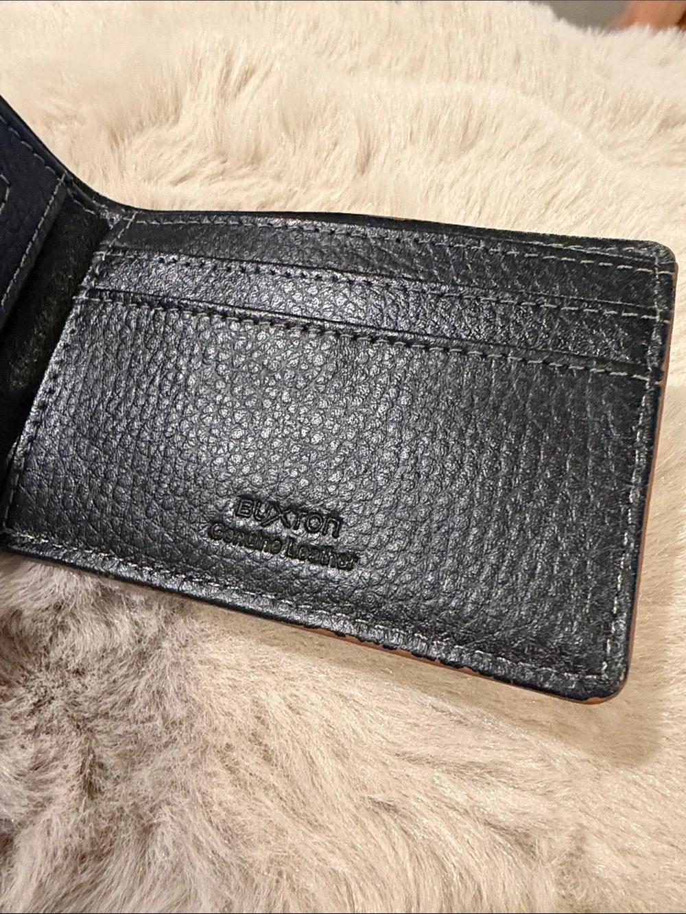 Buxton classic bifold
